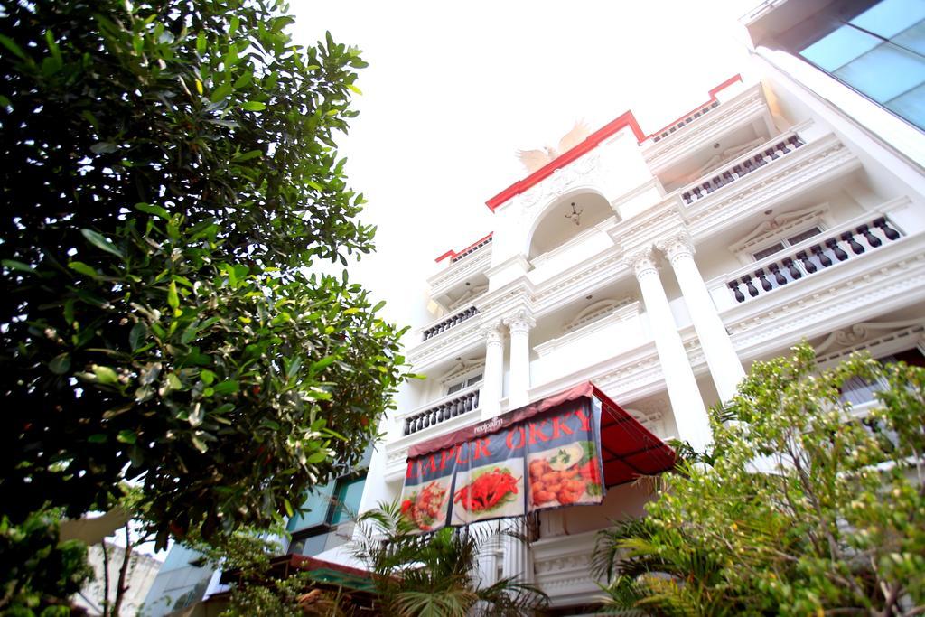 贡图尔拉亚塞蒂亚布迪红多兹Plus酒店 雅加达 外观 照片